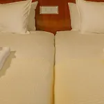 Fly House 3*