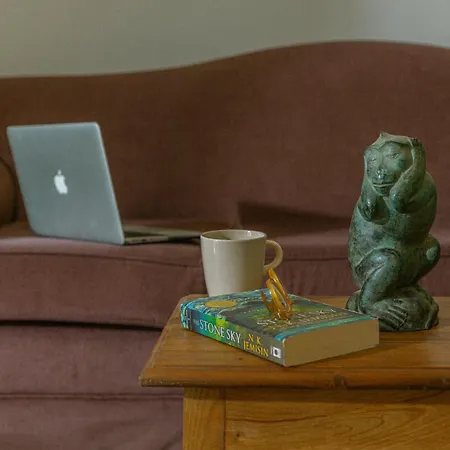 Pensión Fly House 3*