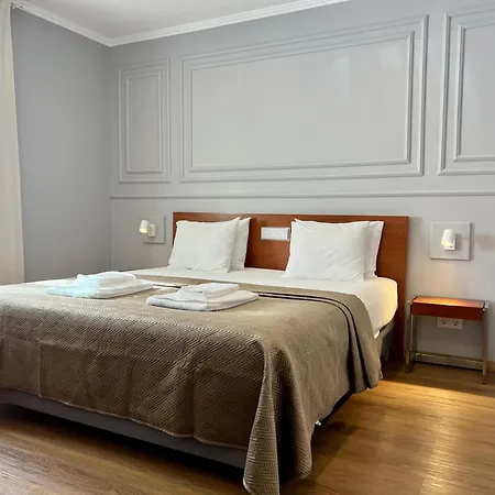 Guest house Fly House 3*