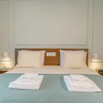 Πανσιόν Fly House 3*