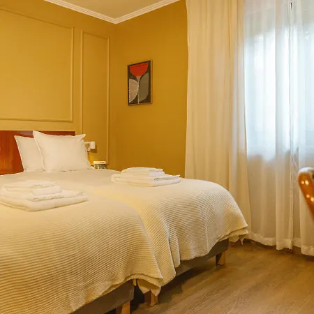 Fly House 3* Фару